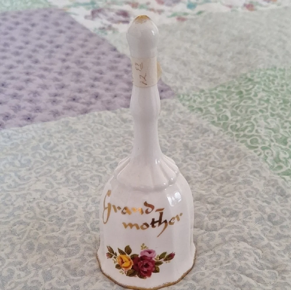 Floral Grandmother Bell